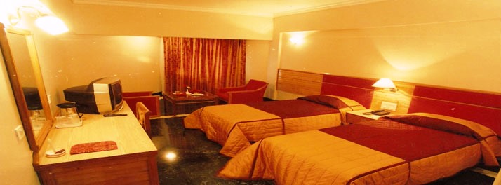 1354/Raj Vilas Palace - Bikaner 06.jpg